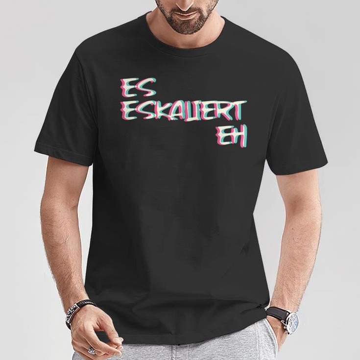 Es Escaliert Eh Techno Trippy Edm Festival Hardcore Hardtekk T-Shirt Lustige Geschenke