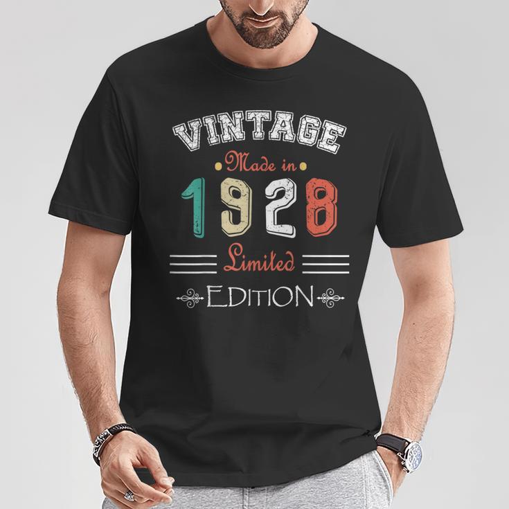 Geboren Im Jahr 1928Intage Hergestellt Im Jahr 1928 Geburtstag Jahrestag 96 T-Shirt Lustige Geschenke