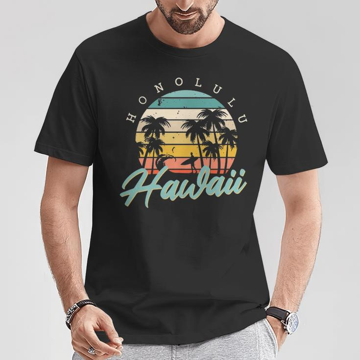 Honolulu Hawaii Surfing Oahu Island Aloha Sunset Palm Trees T-Shirt Unique Gifts