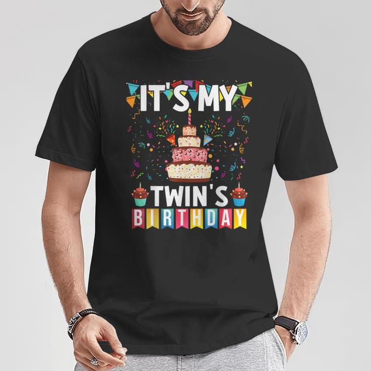It's My Twin's Birthday Twins Matching Birthday Mom Dad T-Shirt Unique Gifts