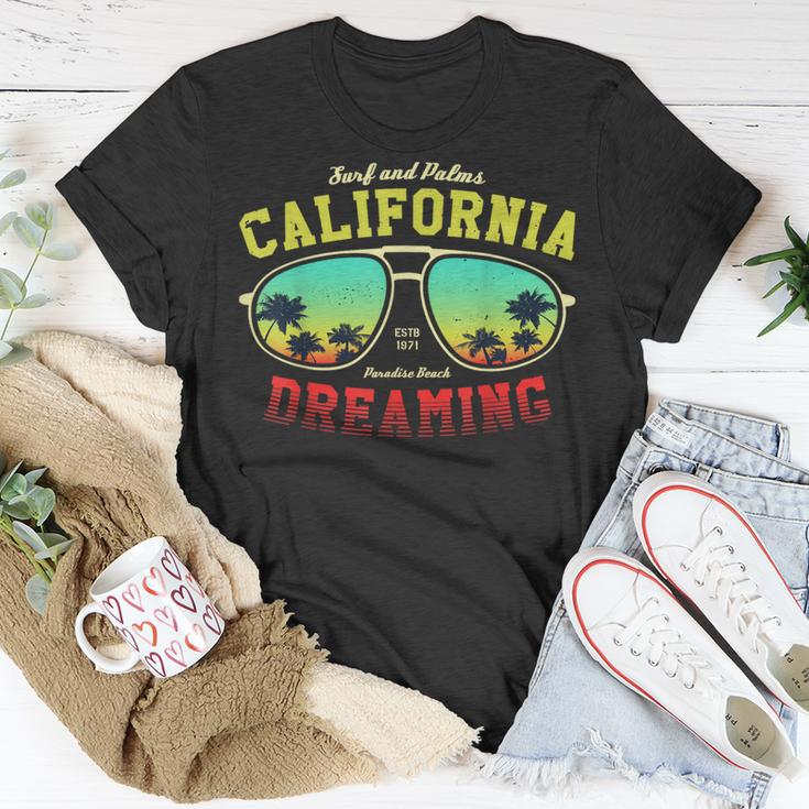 Los Angeles California Graphic Los Angeles T-Shirt Unique Gifts