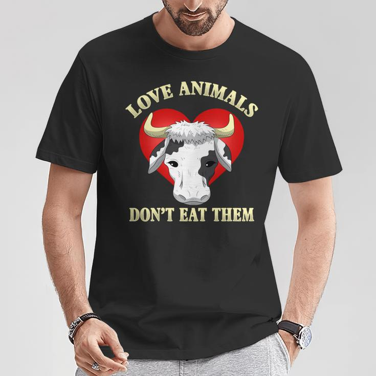 Love Animals Don't Eat Them Vegan Vegetarian Cow Face T-Shirt Unique Gifts