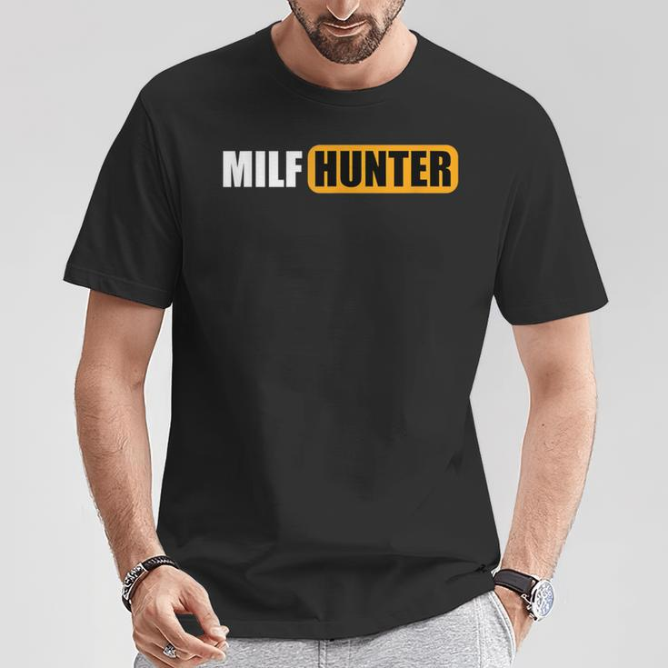 Milf Hunter Erotic For Adults Porn Sex Gentlemen T-Shirt Lustige Geschenke