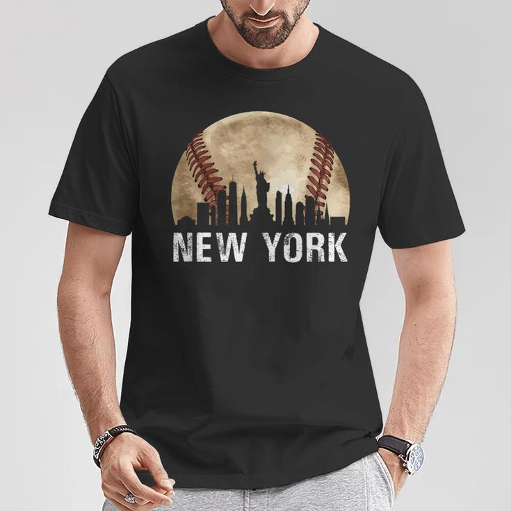 New York City Skyline Vintage Baseball Lover T-Shirt Unique Gifts