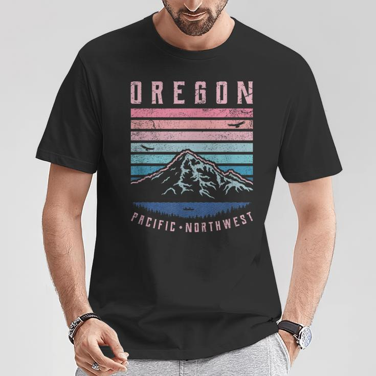 Oregon Retro Mountains Vintage Portland Home State Mountain T-Shirt Unique Gifts
