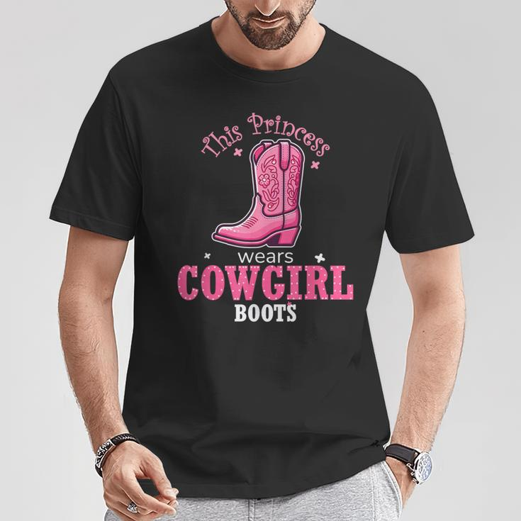 Princess Cowgirl Wears Western Cowboy Boots Farm Girls T-Shirt Funny Gifts