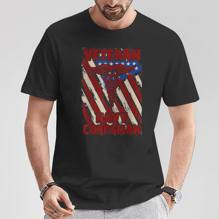 Proud Us Navy Corpsman Veteran Flag Vintage T-Shirt Unique Gifts