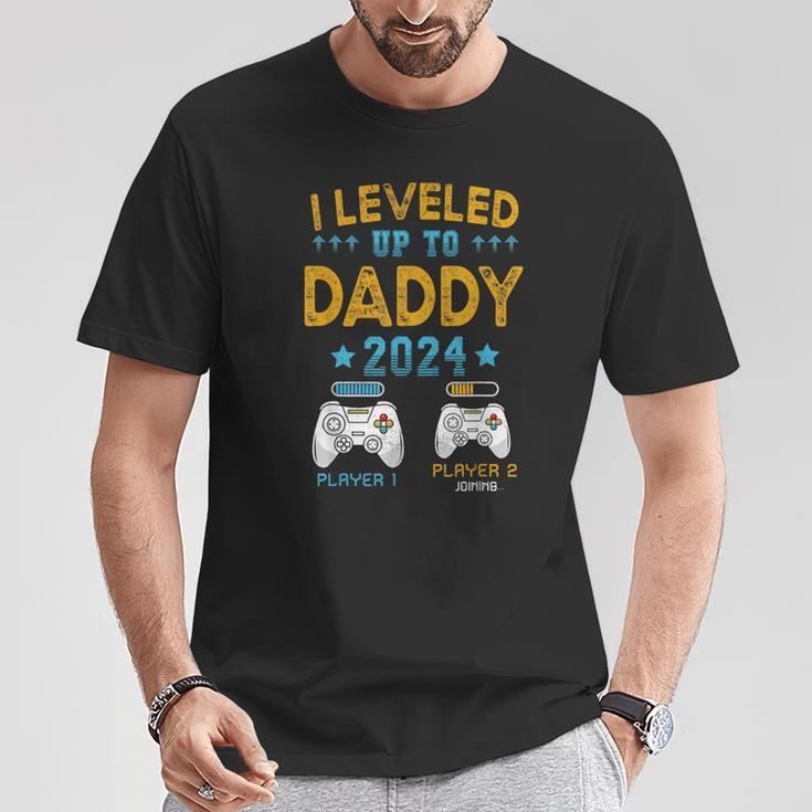 Retro I Leveled Up To Daddy 2024 First Time Dad T-Shirt Funny Gifts