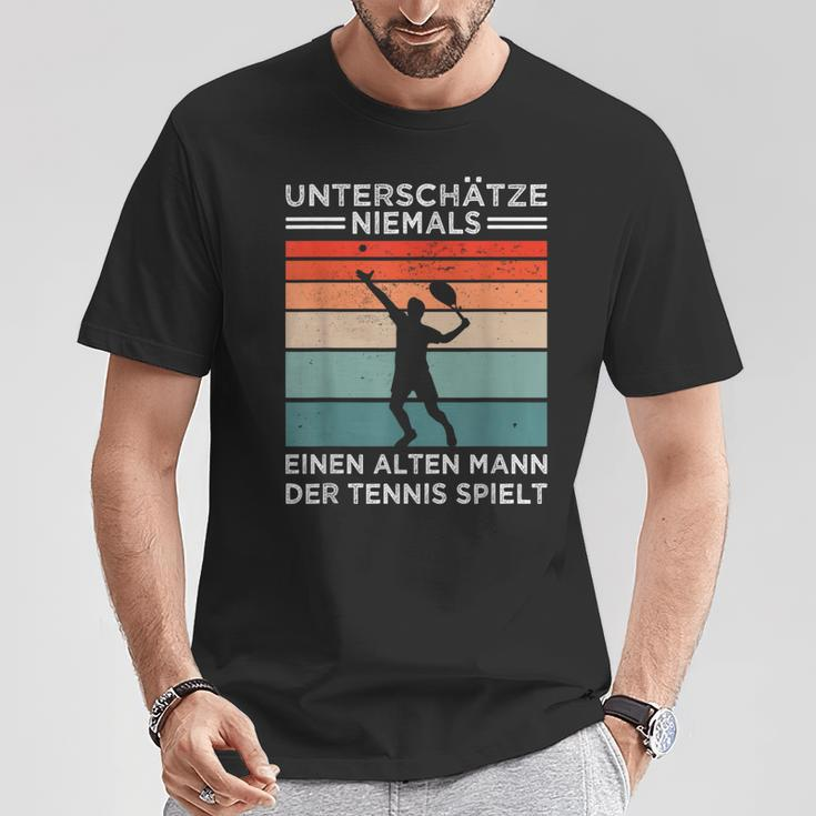 Retro Tennis T-Shirt für Herren - Unterschätze niemals alten Tennisspieler Lustige Geschenke