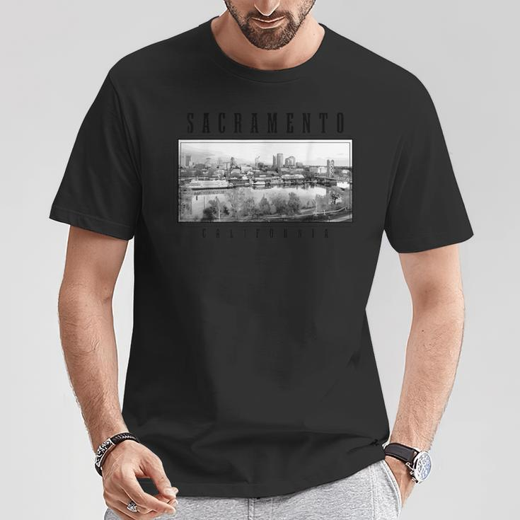 Sacramento California Skyline Vintage T-Shirt Unique Gifts