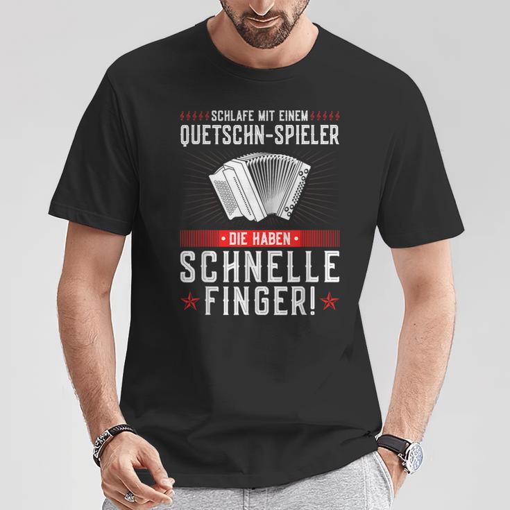 Schlafe Mit Einem Quessschn Player Styrian Harmonica T-Shirt Lustige Geschenke