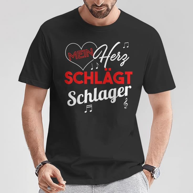 Schlagermusik-Fan T-Shirt: Mein Herz schlägt Schlager, Liebhaber-Shirt Lustige Geschenke