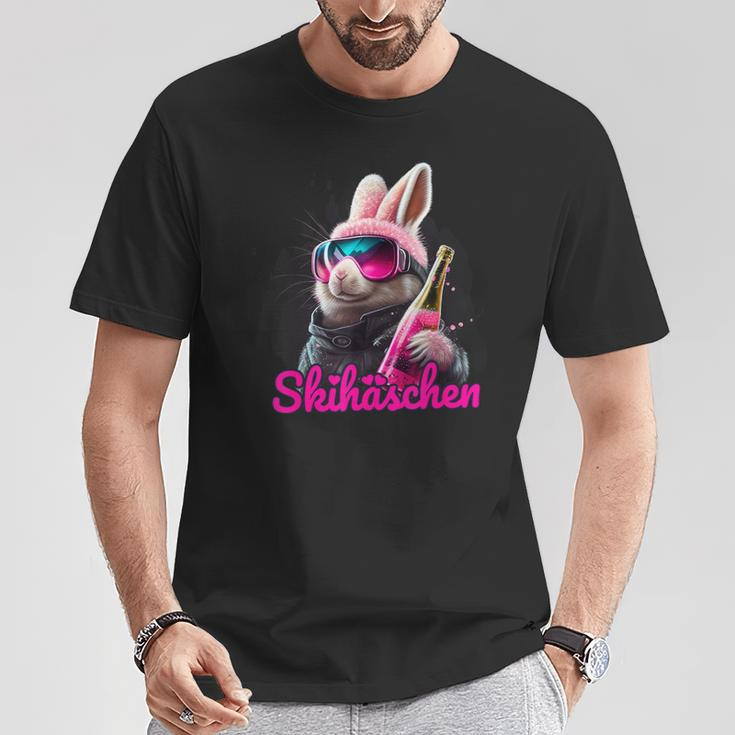 Skiing Ski Bunny Apres-Ski T-Shirt Lustige Geschenke