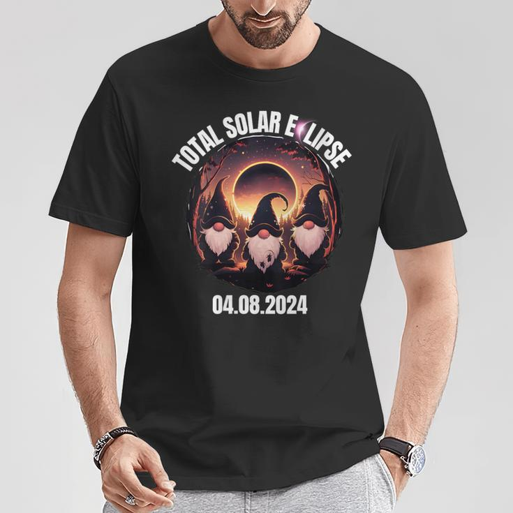 Total Solar Eclipse Gnome Gnomes Totality Party 2024 T-Shirt Unique Gifts