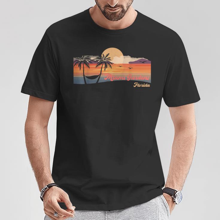 Vintage Miami Gardens Florida Beach T-Shirt Lustige Geschenke