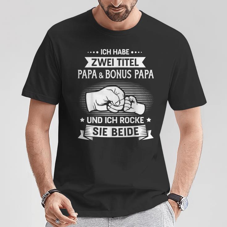 Zwei Titel Bonus Papa Rocke Zumatertag Für Stiefvater T-Shirt Lustige Geschenke