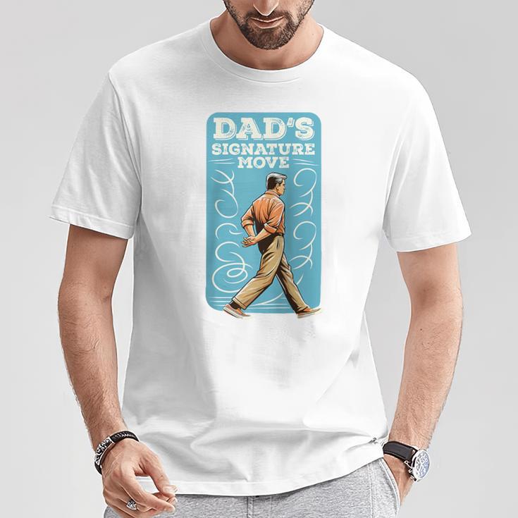 Herren Papas Signature Move Lustiges Papa-Meme Zumatertag Des Großvaters Raglan T-Shirt Lustige Geschenke