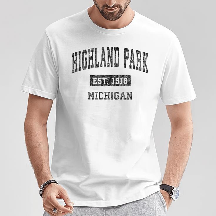 Highland Park Michigan Mi Vintage Sports Black T-Shirt Unique Gifts