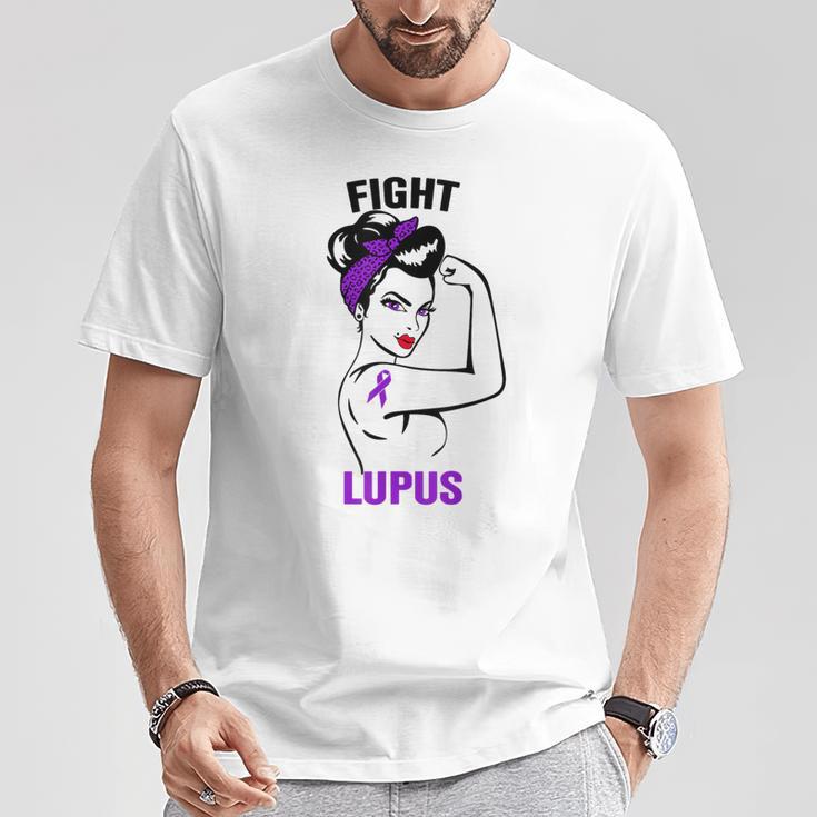 Im Mai Tragen Wir Lila Frauen Lupus Bewusstseinsmonat T-Shirt Lustige Geschenke