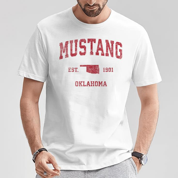Mustang Oklahoma Ok Vintage Sports Red PrintS T-Shirt Lustige Geschenke
