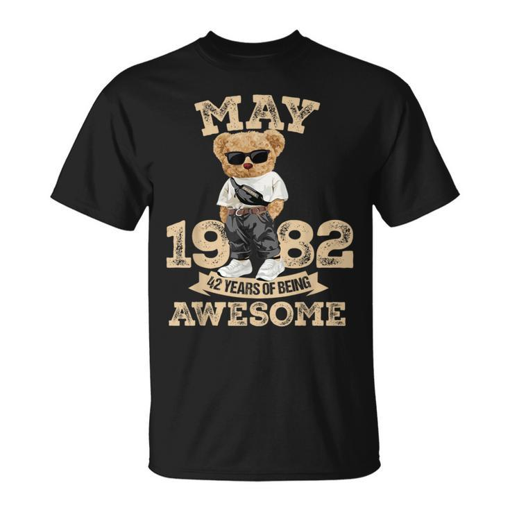 42 Years Of Being Awesome May 1982 Cool 42Nd Birthday T-Shirt