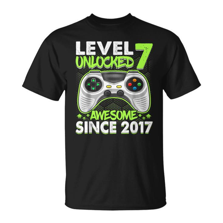 7 Year Old Boy Video Gamer Awesome Since 2017 7Th Birthday T-Shirt
