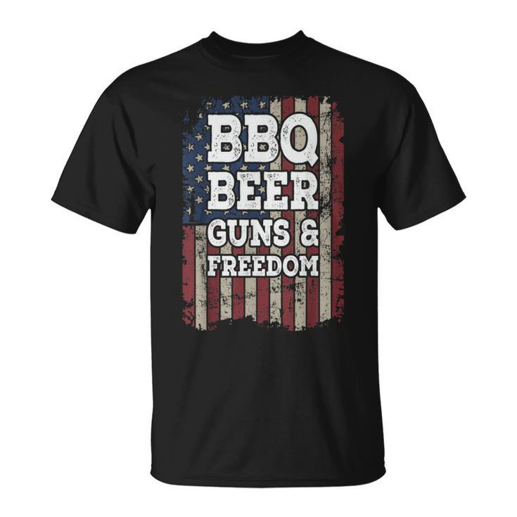 Bbq Beer Guns & Freedom Vintage Usa Flag Bbq Drinking Gun T-Shirt