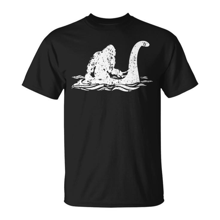 Bigfoot Riding On Nessie Lochness Monster Nessie Yeti Hunter T-Shirt