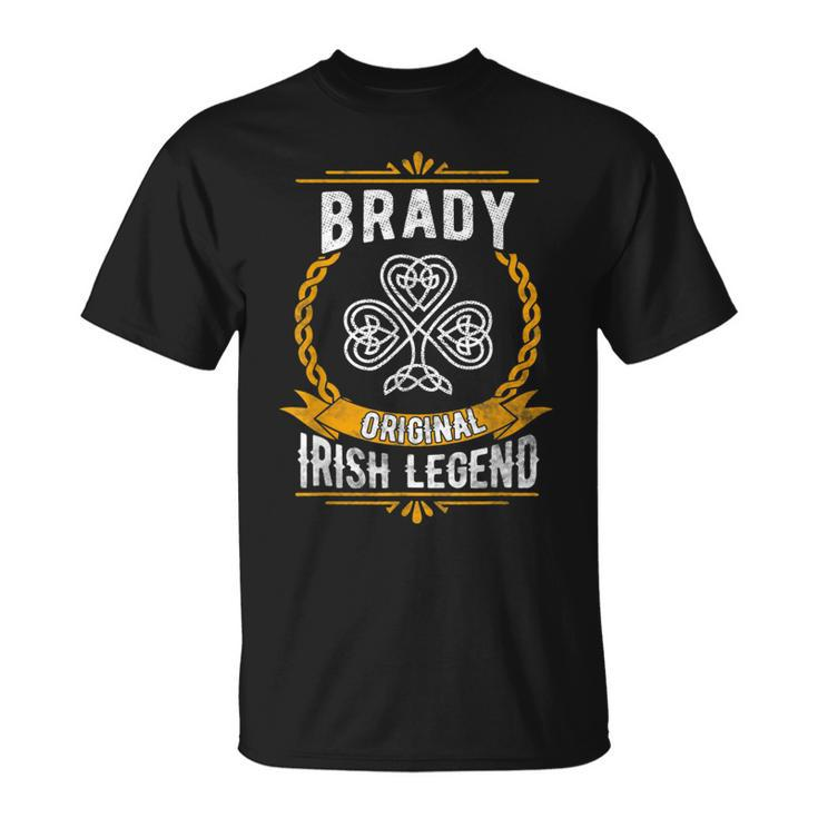 Brady Irish Name Vintage Ireland Family Surname T-Shirt