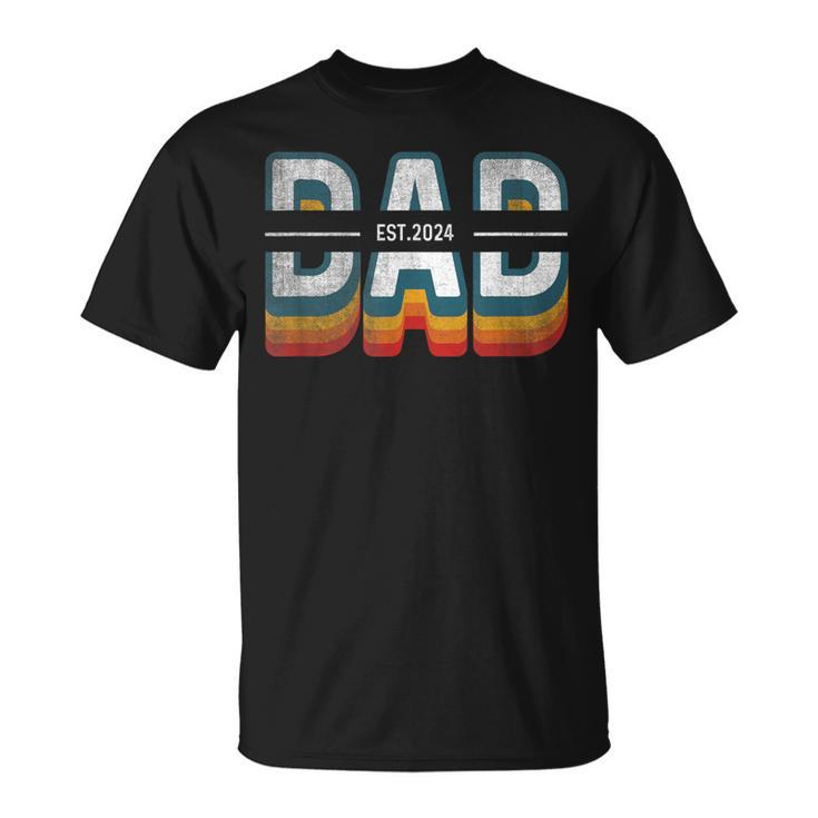 Dad Est 2024 New Dad 2024 Father's Day Expect Baby 2024 T-Shirt