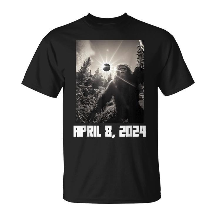 Bigfoot Sasquatch Total Solar Eclipse 2024 T-Shirt