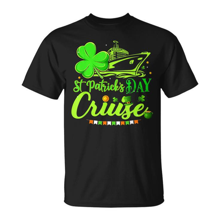 Happy St Patrick's Day Cruise Ship Cruising T-Shirt