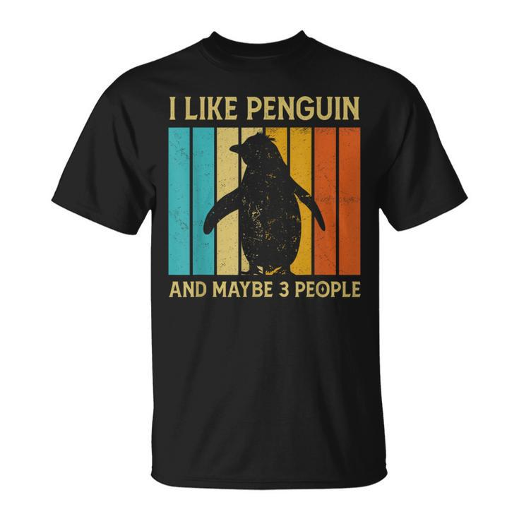 I Like Penguins And Maybe 3 People Penguin Lovers T-Shirt