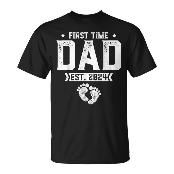 Promoted To Dad Est 2024 First Time Dad Father's Day T-Shirt