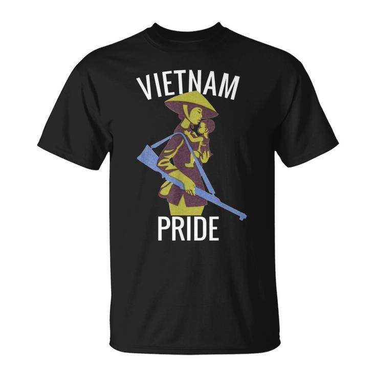 Retro Militant Vietnam Pride Vietnamese Mom I Love Vietnam T-Shirt