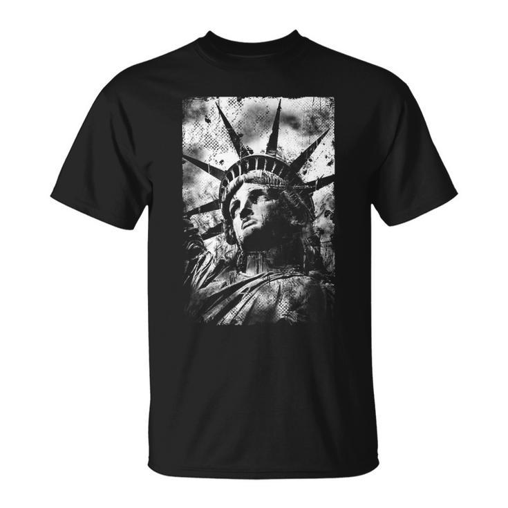 Statue Of Liberty Distressed Usa Graphic T-Shirt