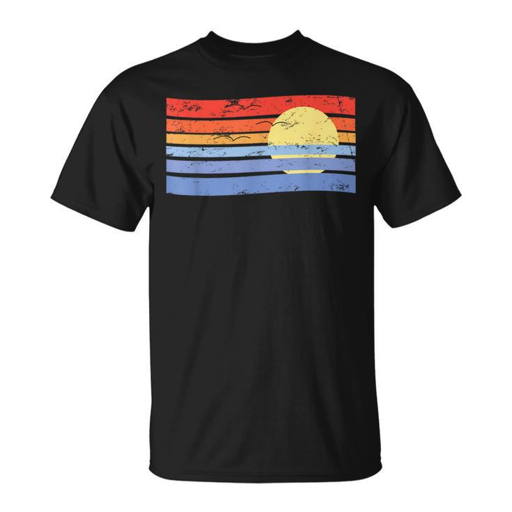 Sunset Stripes Distressed Retro 70S Look T-Shirt