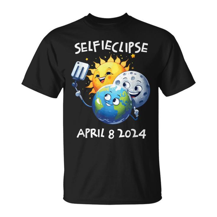 Total Solar Eclipse 2024 Selfieclipse Sun Moon Earth Selfie T-Shirt