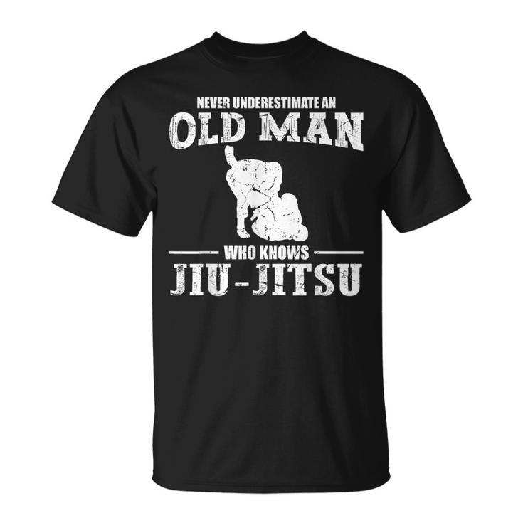 Never Underestimate An Old Man Jiu Jitsu Sports Men T-Shirt
