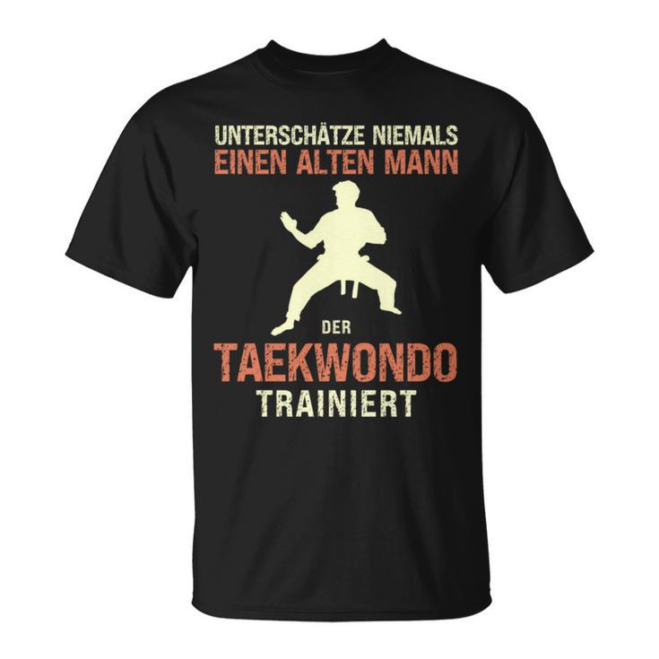 Underschätze Niemal Old Man Taekwondo Grandpa Dad Jumper T-Shirt