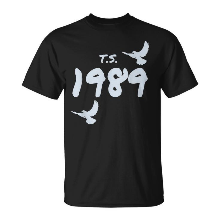 Vintage 1989 Seagulls In The Sky T-Shirt