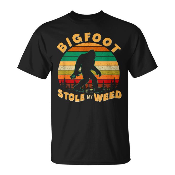 Vintage Bigfoot Stole My Weed 420 Marijuana Men T-Shirt