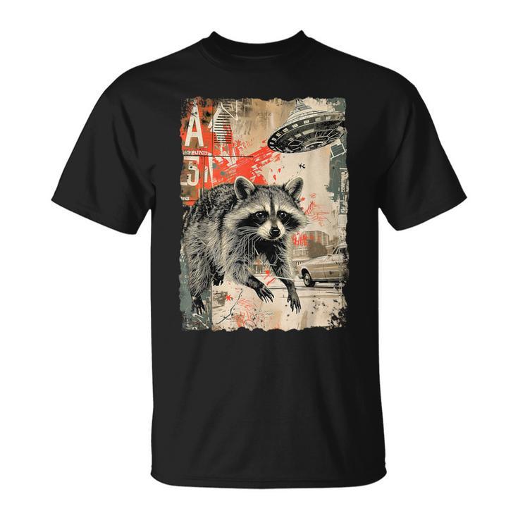 Vintage Raccoon Ufo Alien Animal Raccoon T-Shirt