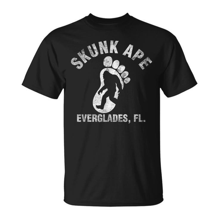 Vintage Retro Skunk Ape Foot Florida Everglades Bigfoot T-Shirt