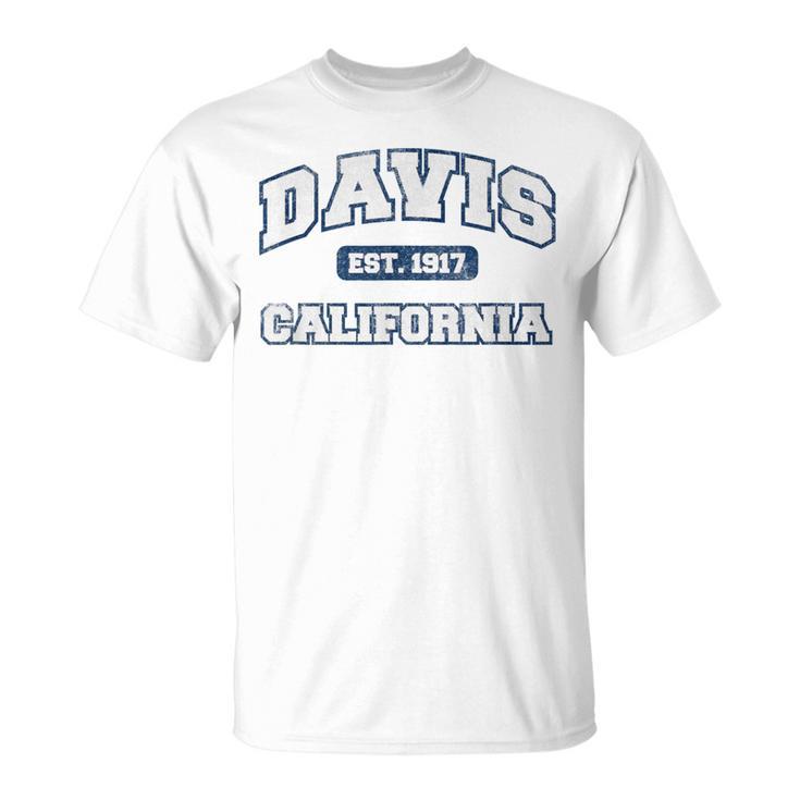 Davis California Varsity Vintage Style T-Shirt