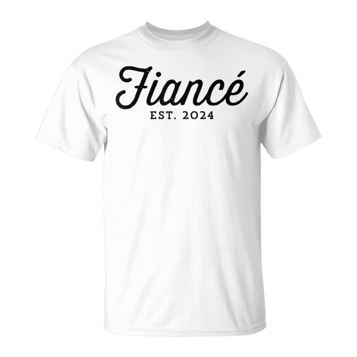 Engagement Husband Newly Engaged Fiance Est 2024 T-Shirt