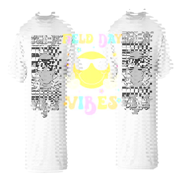 Groovy Field Day Vibes Hippie Face Happy Field Day 2024 T-Shirt