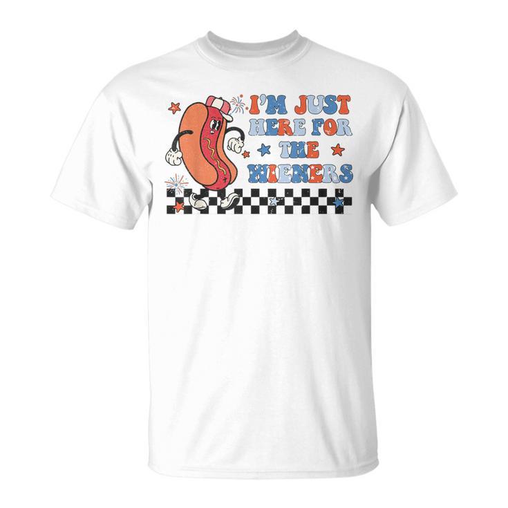 Hot Dog I'm Just Here For The Wieners Cute Retro 4Th Of July T-Shirt