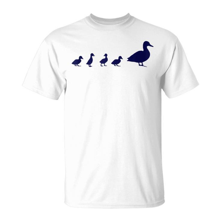 Mama Duck 4 Ducklings Animal Family B T-Shirt