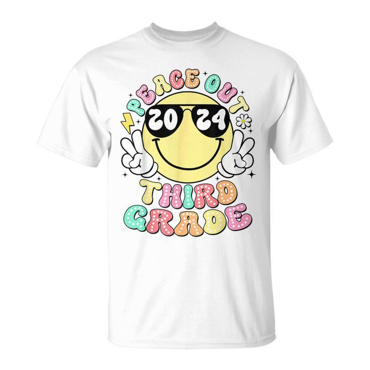 Peace Out Third Grade Retro Smile Last Day Of School 2024 T-Shirt